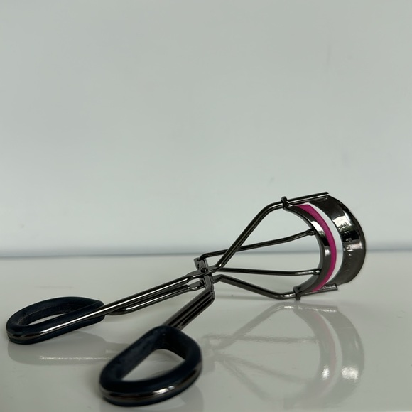 Sephora Eyelash Curler - Picture 2 of 3